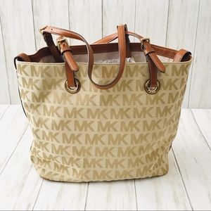 Michael Kors Tote Tan Handbag